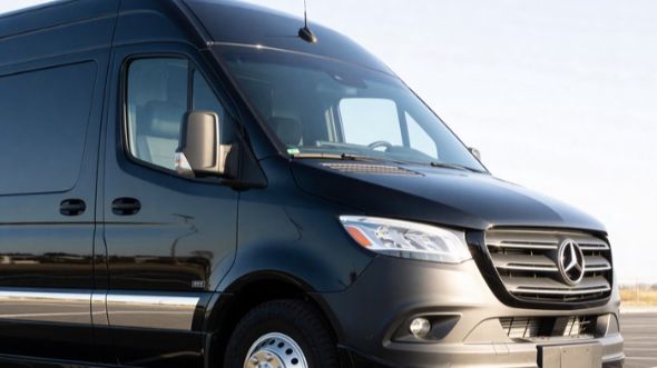 20 passenger sprinter van chicago