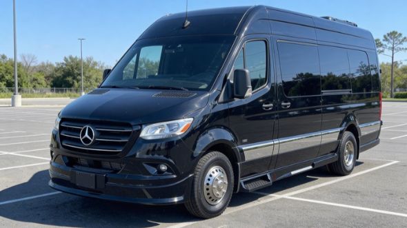 8 passenger sprinter van chicago